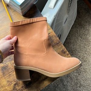 Brand new tan boots from Loft